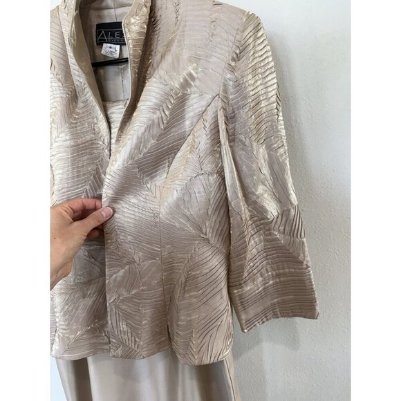 Alex Evenings Champagne Beige Two Piece Jacket Sleeveless Dress Womens 6 Shiny - Picture 6 of 10